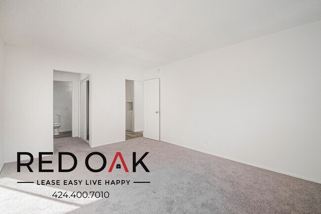 Building Photo - 9260 Palm St