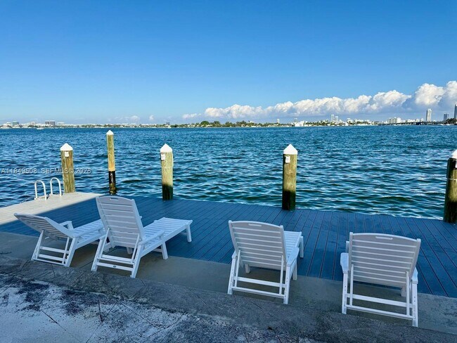 Building Photo - 7921 East Dr