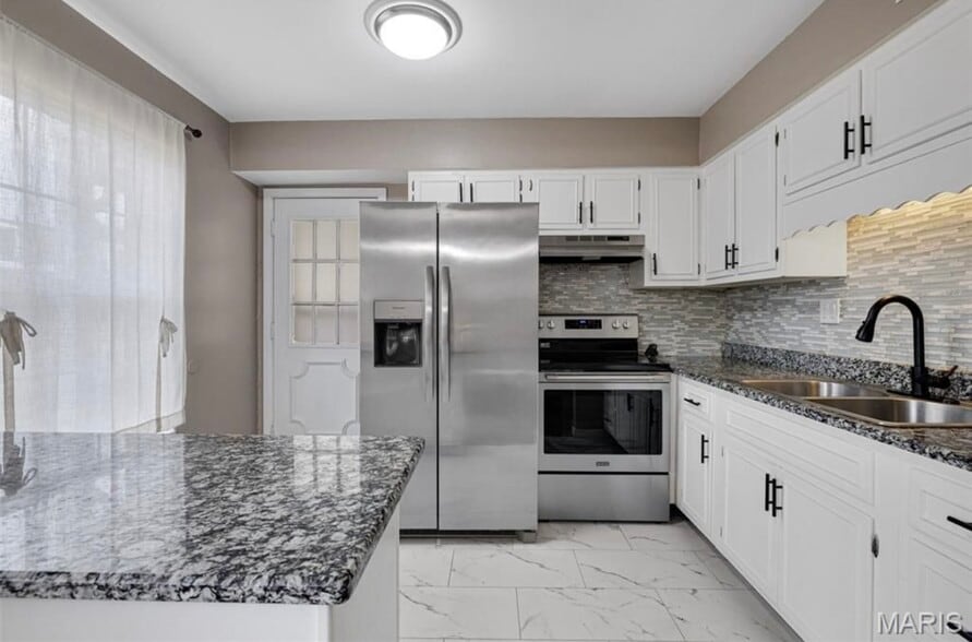 Building Photo - 1678 Blue Ridge Dr