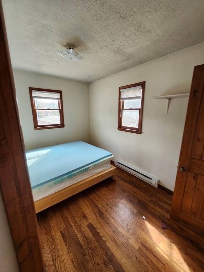 Building Photo - 155 Clement St