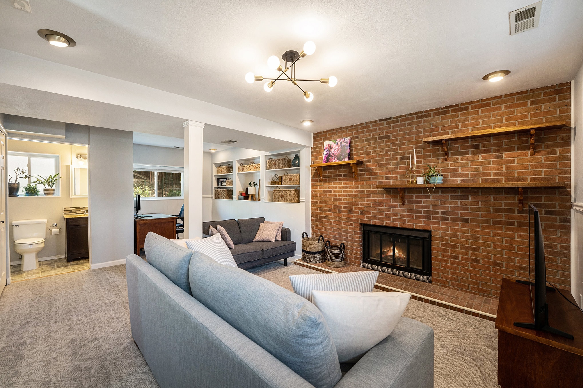 Building Photo - 8194 W 93rd Cir