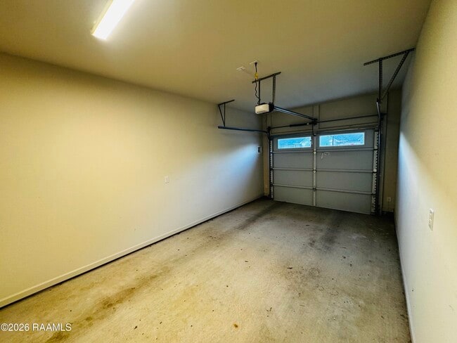 Building Photo - 101 Foster Grove Drive