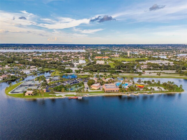 Building Photo - 18866 SW 28th Ct