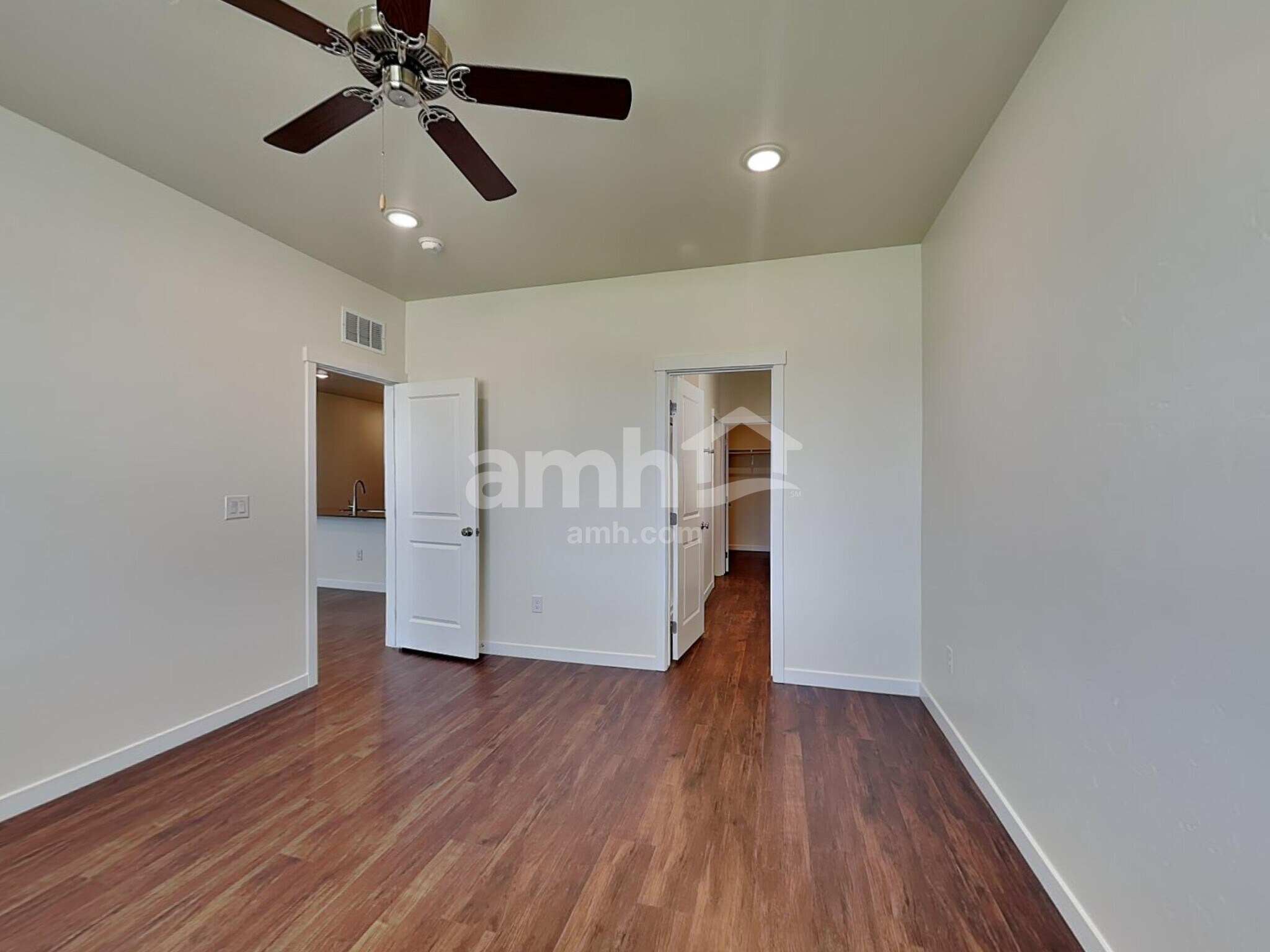 Building Photo - 9396 W Shumard St