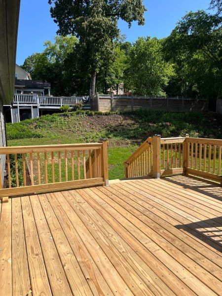 Building Photo - One level living in highly sought Bluegras...