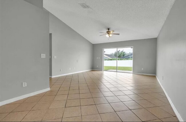 Building Photo - 447 Brayton Ln