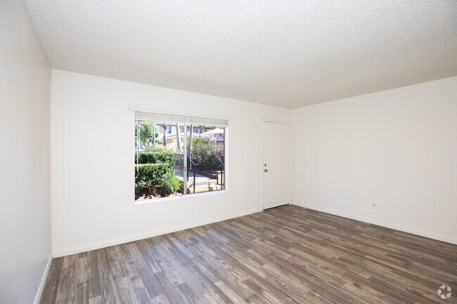 3BR, 2BA - 1,118SF - Shannonwoods Townhomes!
