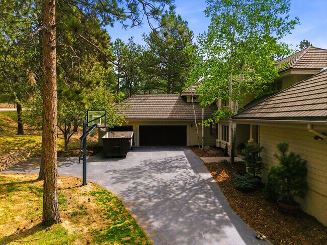 Building Photo - 29596 Targhee Ln
