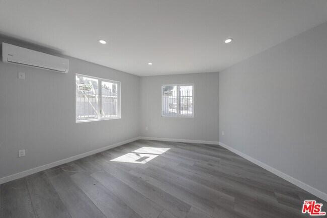 Building Photo - 5835 Cartwright Ave