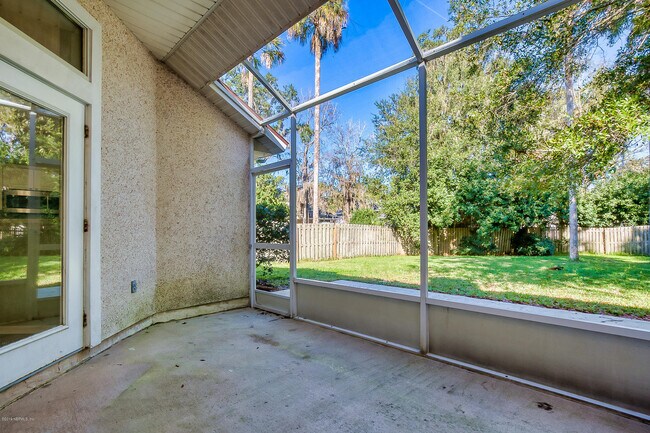 Building Photo - 442 Big Tree Rd