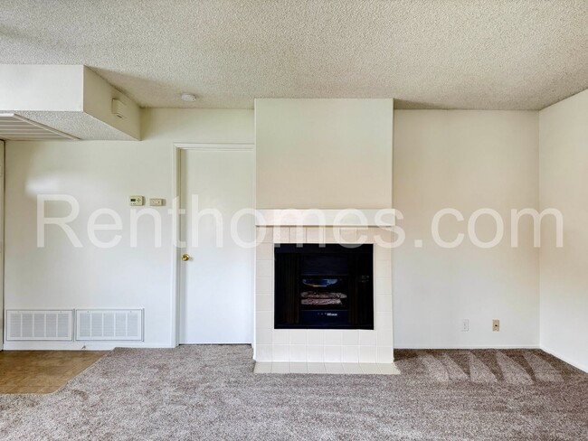Building Photo - Mira Mesa, 10646 Aderman Avenue #18 - Minu...