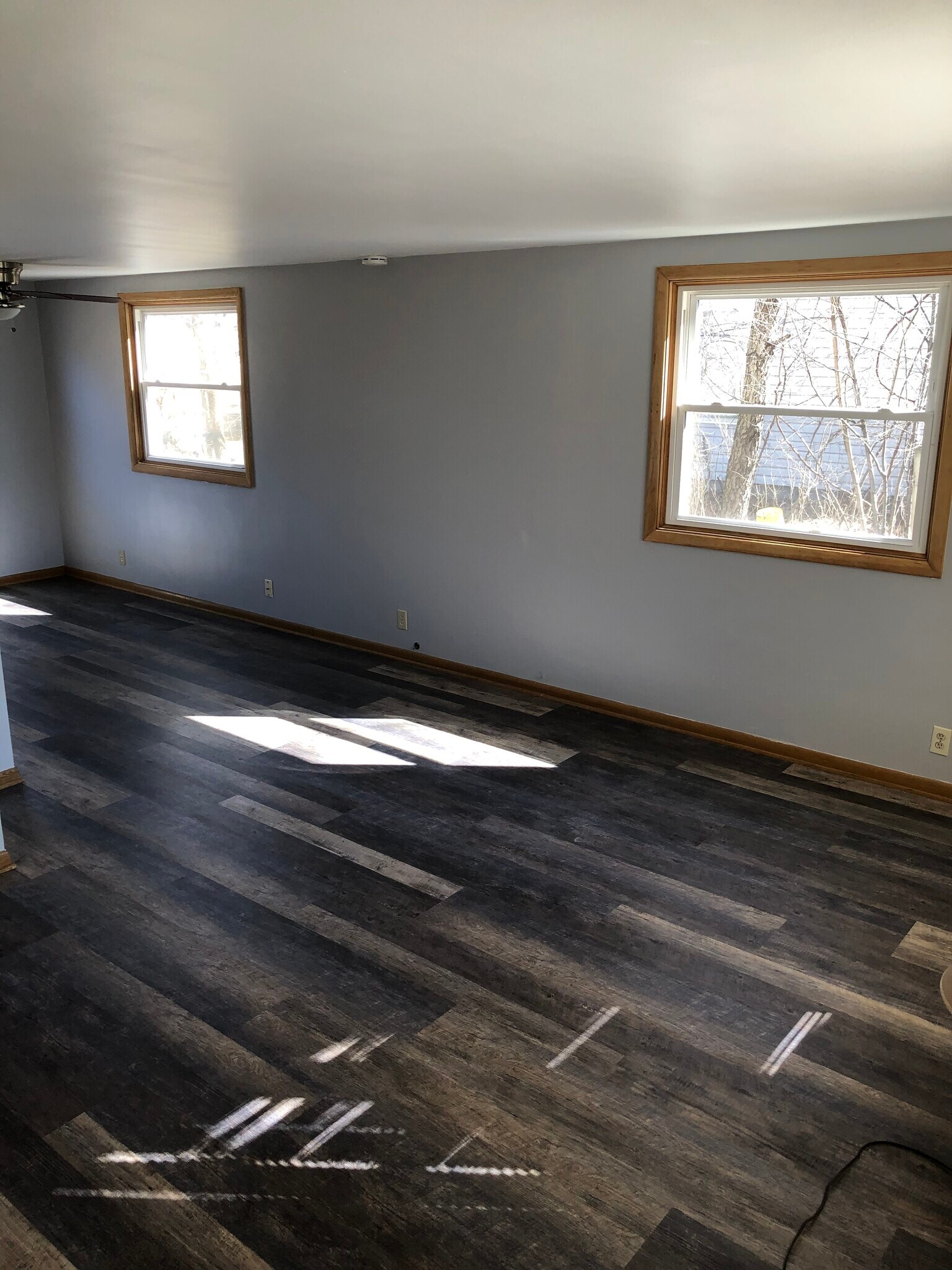 Living room - 1106 Tudor St