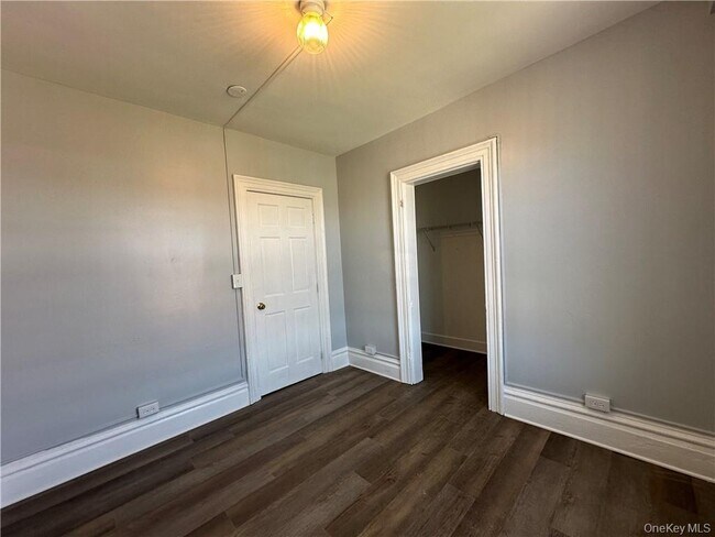 Building Photo - 89 Broadway