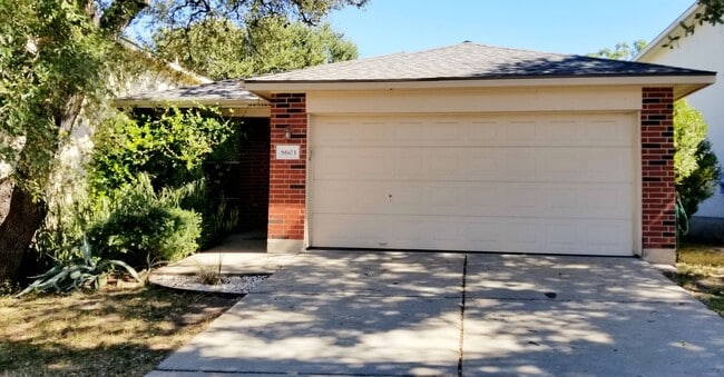 Primary Photo - 8603 Davis Oaks Trail