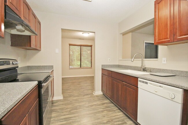 Building Photo - 2 Bedroom, 2 Bath Condo at Village Creek -...