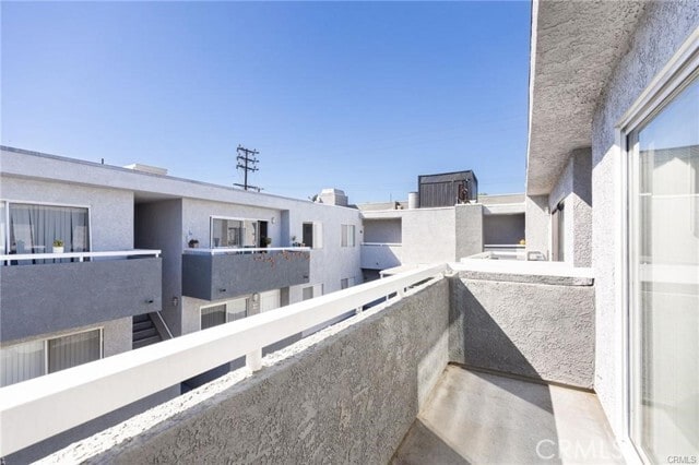 Building Photo - 4406 Cahuenga Blvd