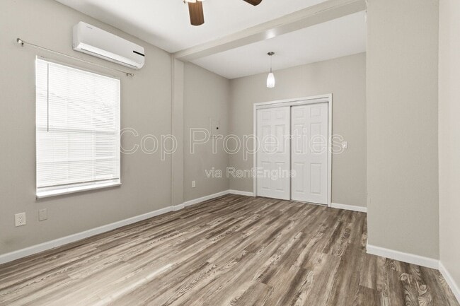 Building Photo - 9140 Sailfish Dr