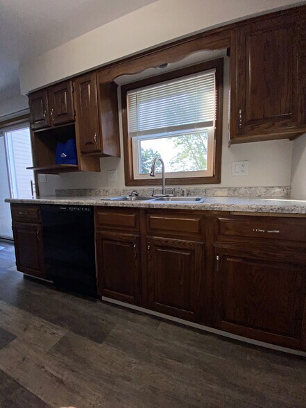 Building Photo - 2933 Cimarron Trl
