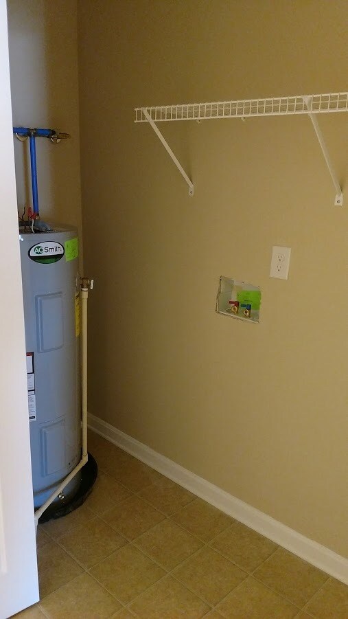 Building Photo - 11301 Breeze Cir