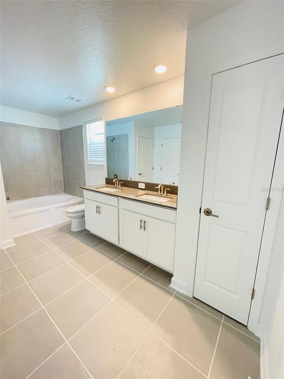 Building Photo - 11732 Language Wy