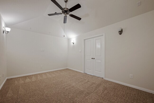 Building Photo - 16870 Olympic National Dr