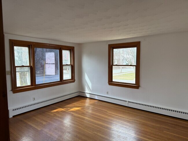 Building Photo - 192 Spring St