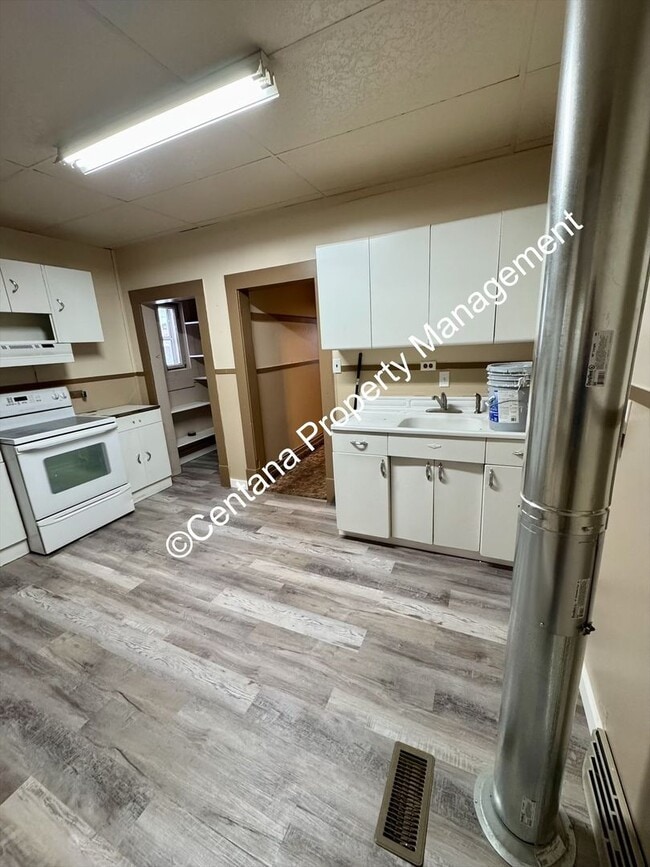 Building Photo - 2 Bedroom 1 bath in heart Butte