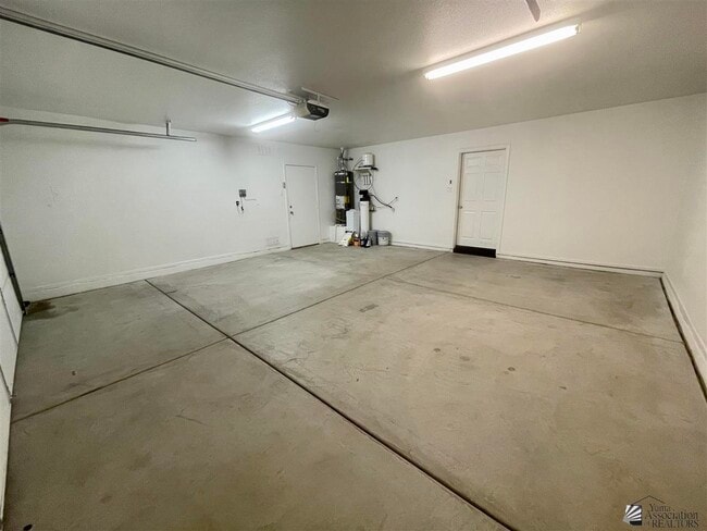 Building Photo - 11628 E 27th Pl