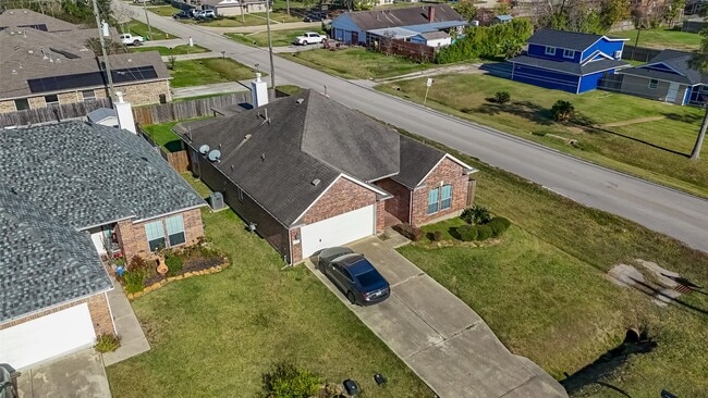 Building Photo - 71 N Forrest Ave