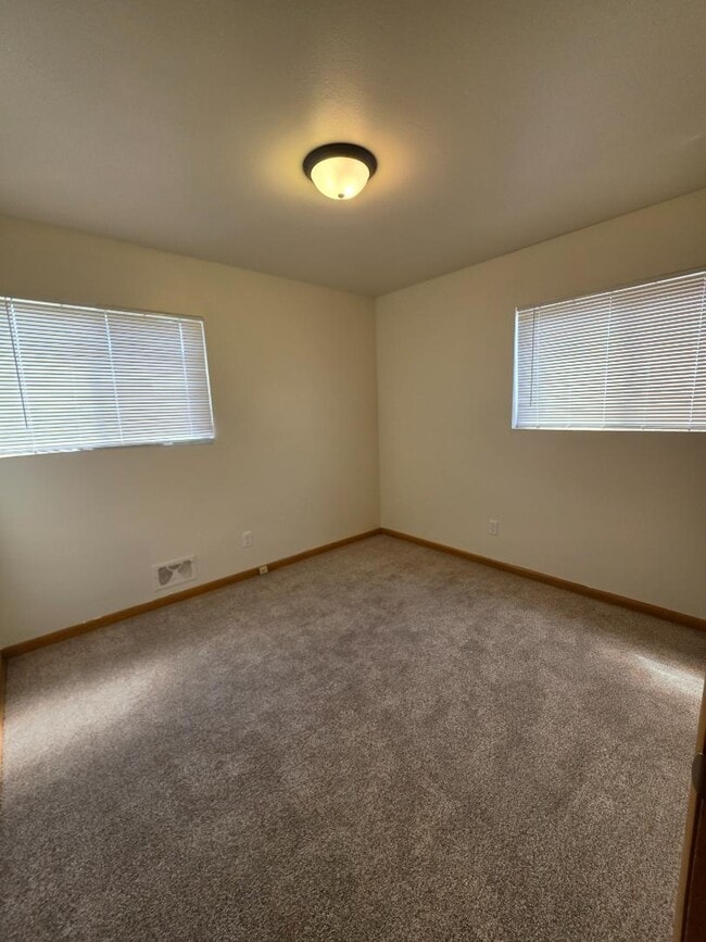 Building Photo - 8641 W Lapham St