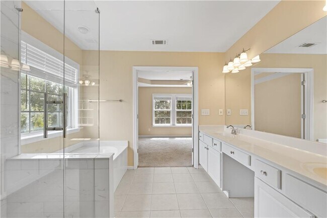 Building Photo - 5376 Amberden Hall Dr
