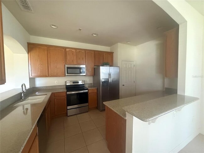 Building Photo - 2970 Ashland Ln S