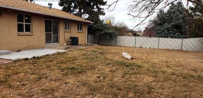 Building Photo - 358 Emporia St