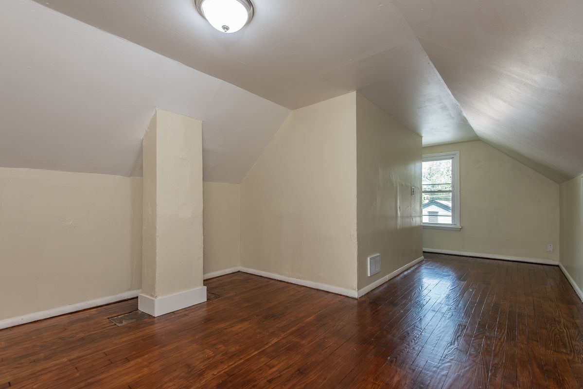 Building Photo - 6325 Jefferson Ave