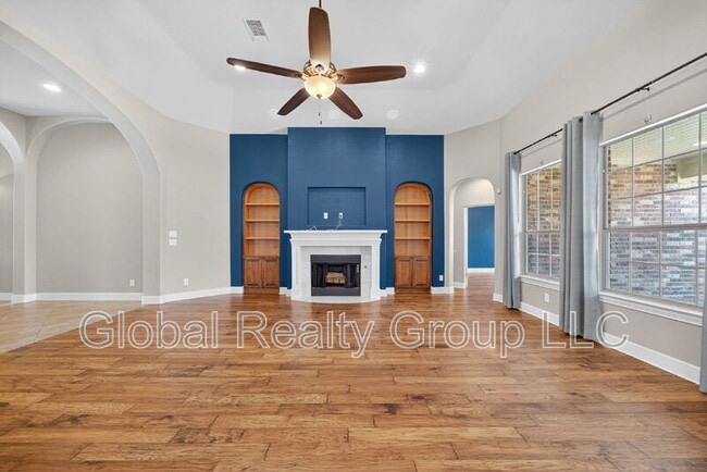 Building Photo - 7914 Milton Favor
