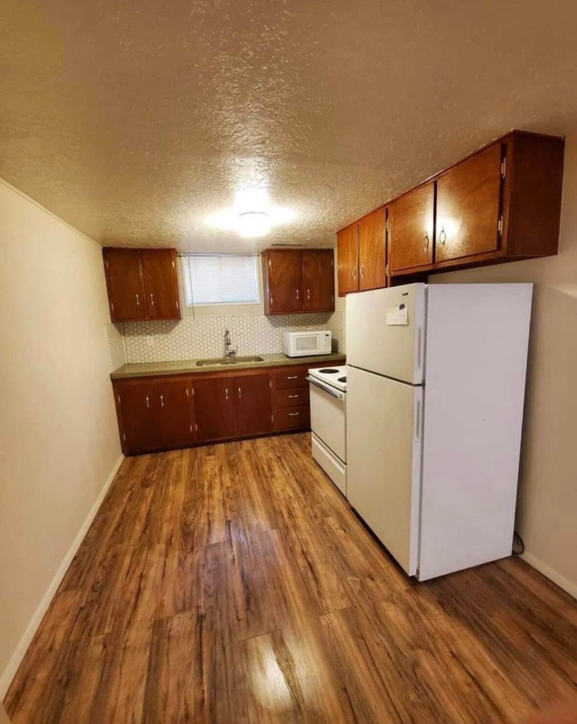 Building Photo - 165 S 600 W