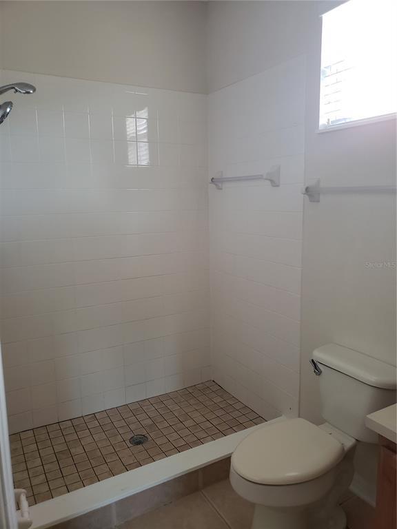 Building Photo - 10325 Manderley Way