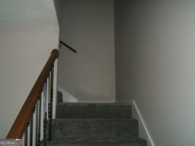Building Photo - 4701 Flat Shoals Rd