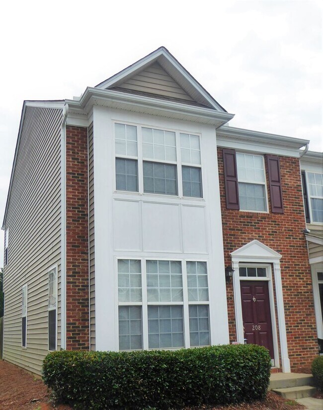 Building Photo - 3BR/2.5BA Townhome in Cobblestone Cove, Move In Ready - Paint and Flooring is new