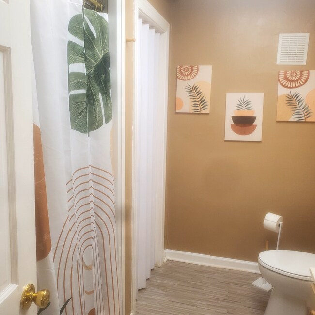 Building Photo - 4155 Central Park Pl