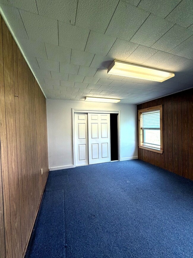Building Photo - 61 Mercer Rd