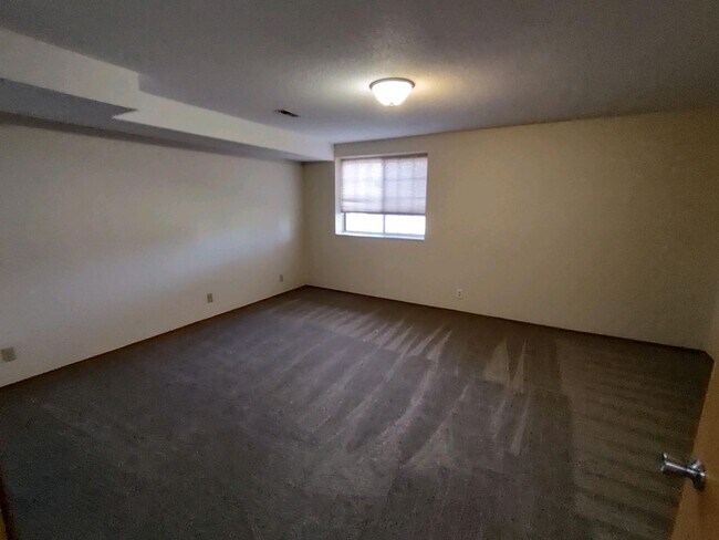 Building Photo - 2325 S Dalton St