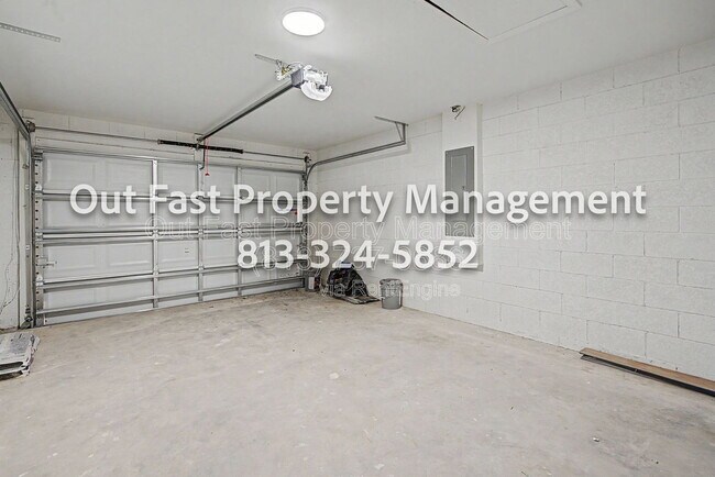 Building Photo - 1806 Dorothy St