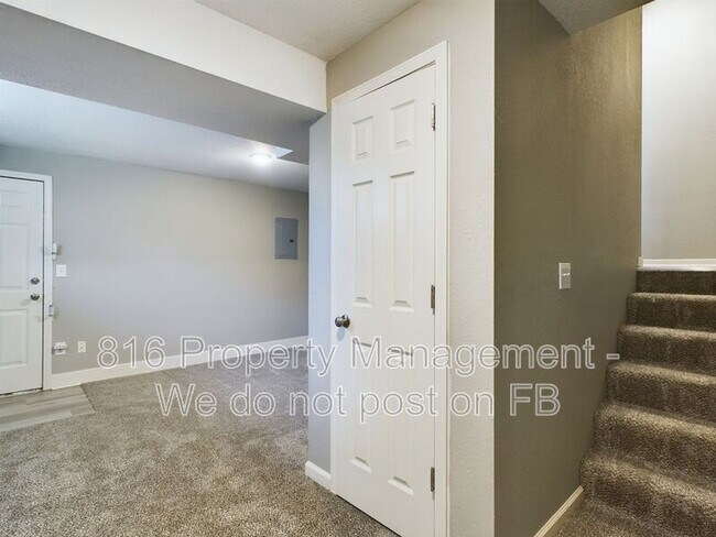 Building Photo - 2314-2316 Monroe Ave