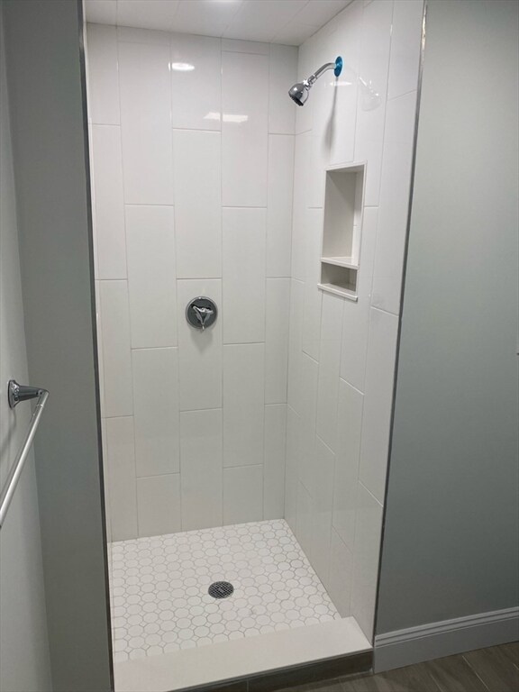 Building Photo - 27 Salem St