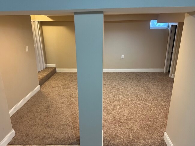 Building Photo - 44X Random Rd