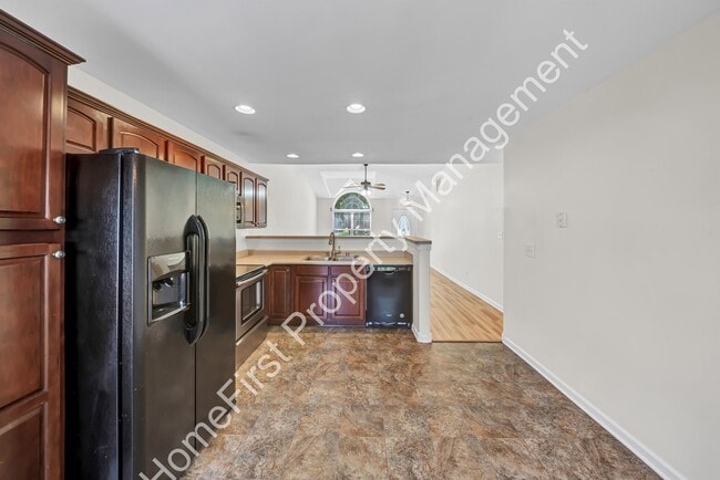 Building Photo - 137 Angel Falls Dr
