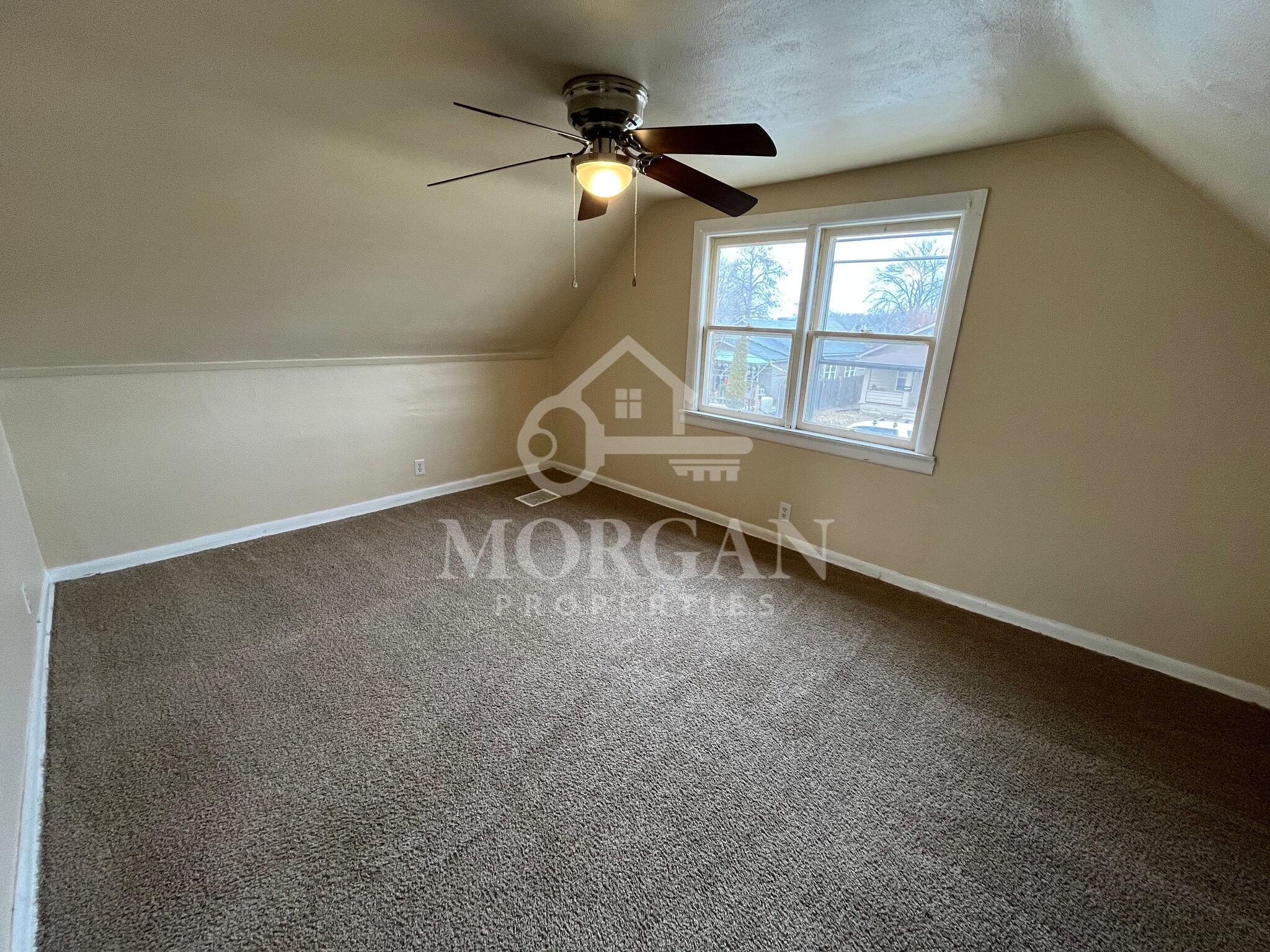 Building Photo - 2447 Jackson St