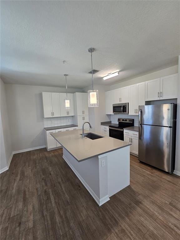 Building Photo - 6545 Brook Village Cove