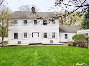 Building Photo - 188 Compo Rd S